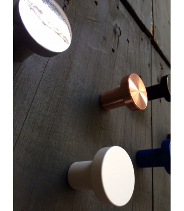 Patère DOTY tête ronde design igsdeco.com