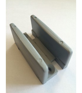 Guide sol réglable en nylon pour porte verre d'épaisseur 8 à 16 mm Guide sol réglable en nylon pour porte verre d'épaisseur 8 à 16 mm