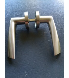 Paire de poignée béquille double en inox série 2041