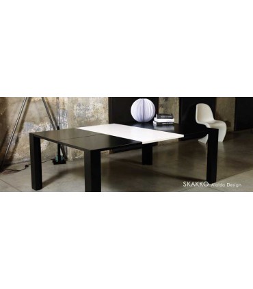 Table Skakko par Motusmentis