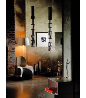 Tower 33 l'étagère suspendue pour CD Tower 33 l'étagère suspendue pour CD