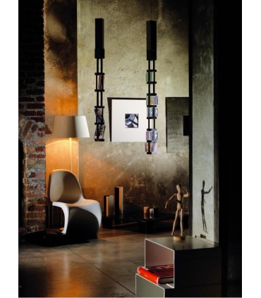 Tower 33 l'étagère suspendue pour CD