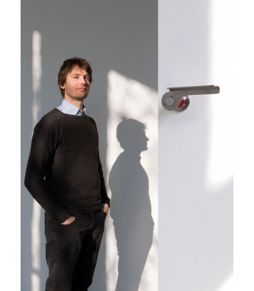 Poignée SVING by Dirk Ploos Van Amstel