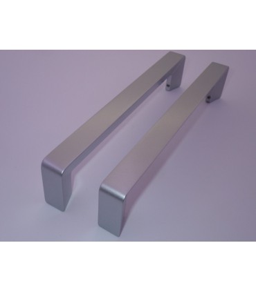 Poignée série Tri-d argent mat