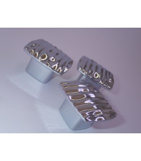 Poignée série Ways chromé brillant Poignée série Ways chromé brillant