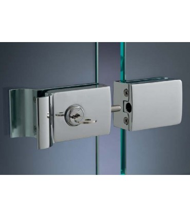 Serrure a clé avec poignée et gâche