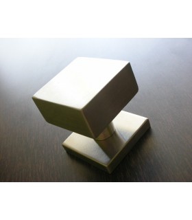 Bouton fixe inox carré de 50 mm Bouton fixe inox carré de 50 mm