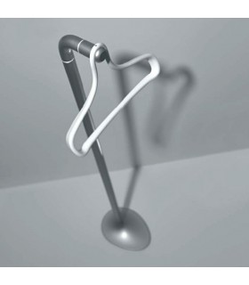 Valet sur pied avec cintre série VH Valet sur pied avec cintre série VH