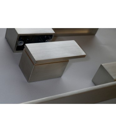 Poignée série Fifth nickel satiné