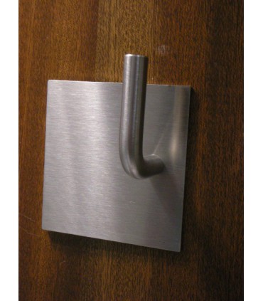 Patère Eccentric carré plein