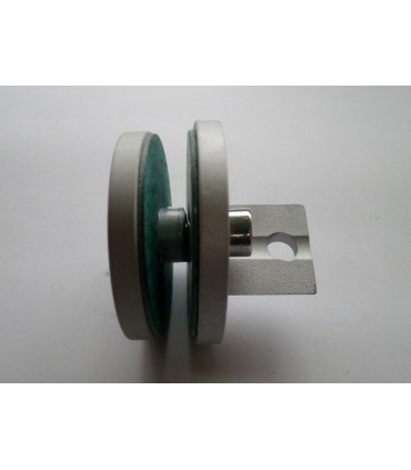 Fixation rail sur imposte latéral