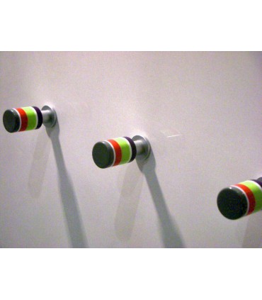 Bouton multicolor rond bout gris