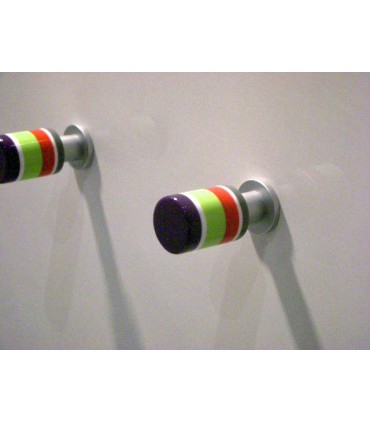 Bouton multicolor rond bout violet