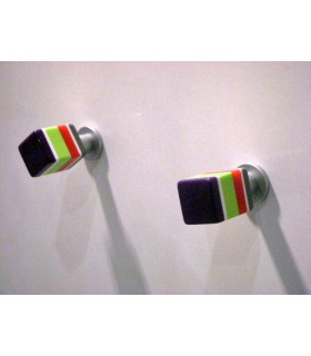 Bouton multicolor rectangulaire bout violet Bouton multicolor rectangulaire bout violet