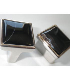 Bouton en Pierre d'Onix dim.32 x 32 mm Bouton en Pierre d'Onix dim.32 x 32 mm