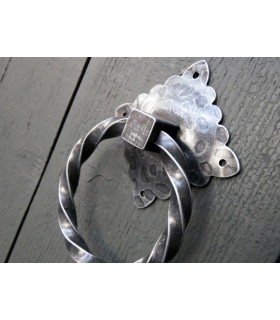 Poignée anneau fer forgé Poignée anneau fer forgé