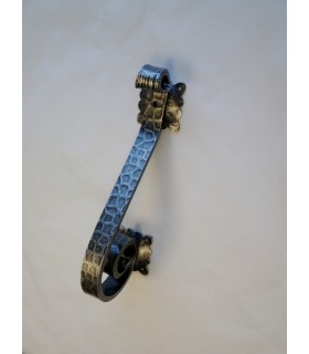 Poignée fixe sur platines fer forgé Poignée fixe sur platines fer forgé