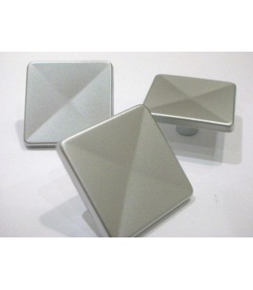 Poignée bouton C-Square chromé mat