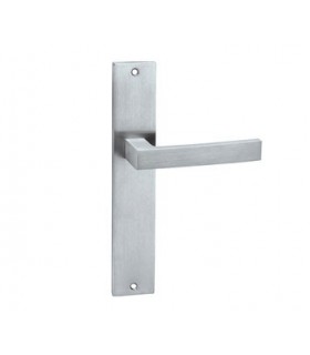 Poignée de porte ANGOLO sur plaque rectangulaire
