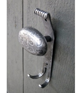 Patère double en fer forgé