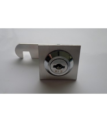 Serrure batteuse à cylindre amovible avec enjoliveur carré