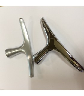 Patère Alga Design par Mauro Ronchi pour dnd Martinelli Patère Alga Design par Mauro Ronchi pour dnd Martinelli